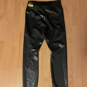 Nike dri fit shimmer leggings small